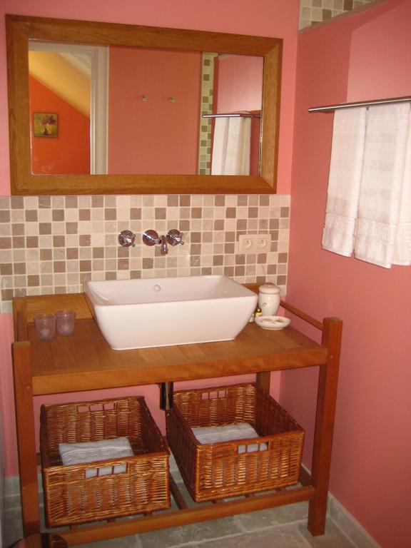 Vakantiehuis Aen De Roderburgh Maaseik Habitación foto